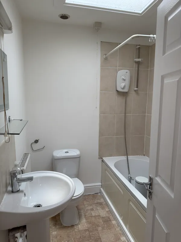 50 Clifford Street, 6 Bedroom student house NG7 3GU - Image 24